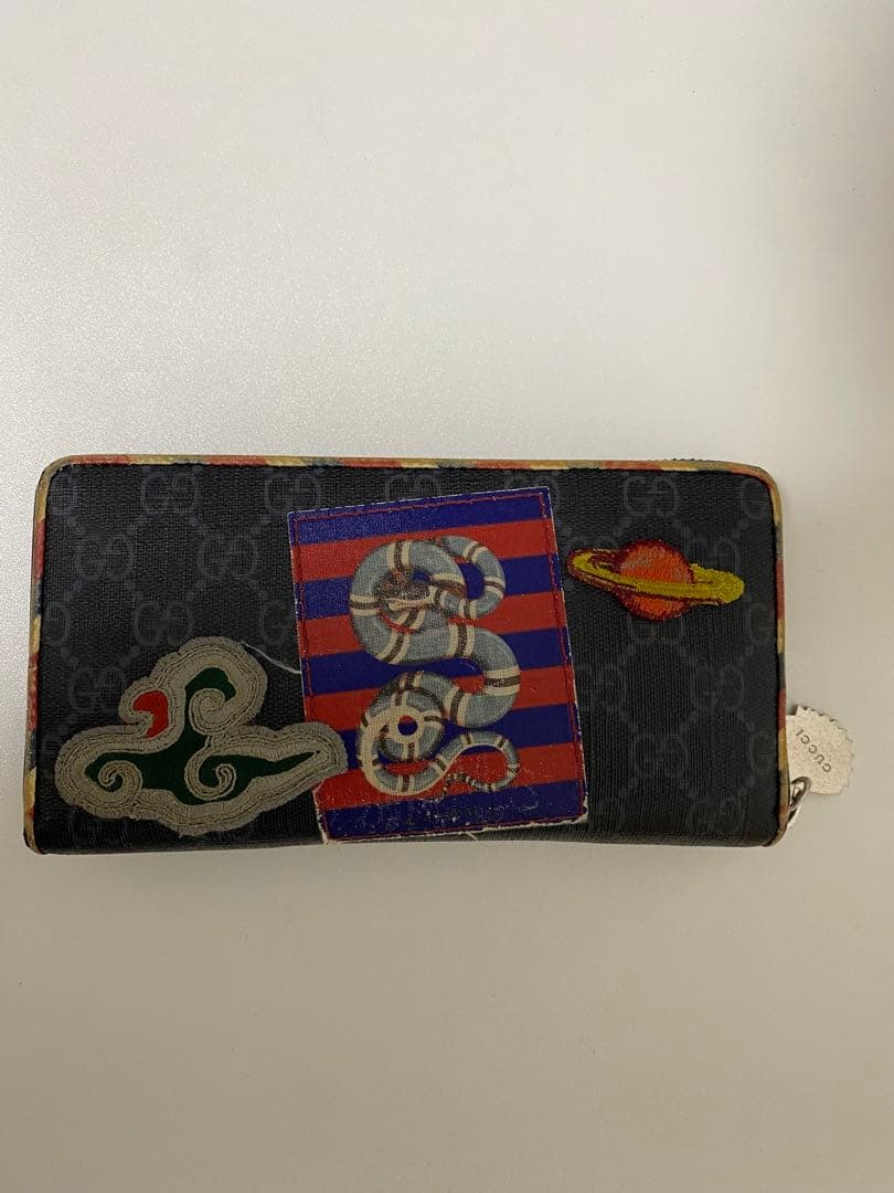 GUCCI ナイトクーリエ 長財布