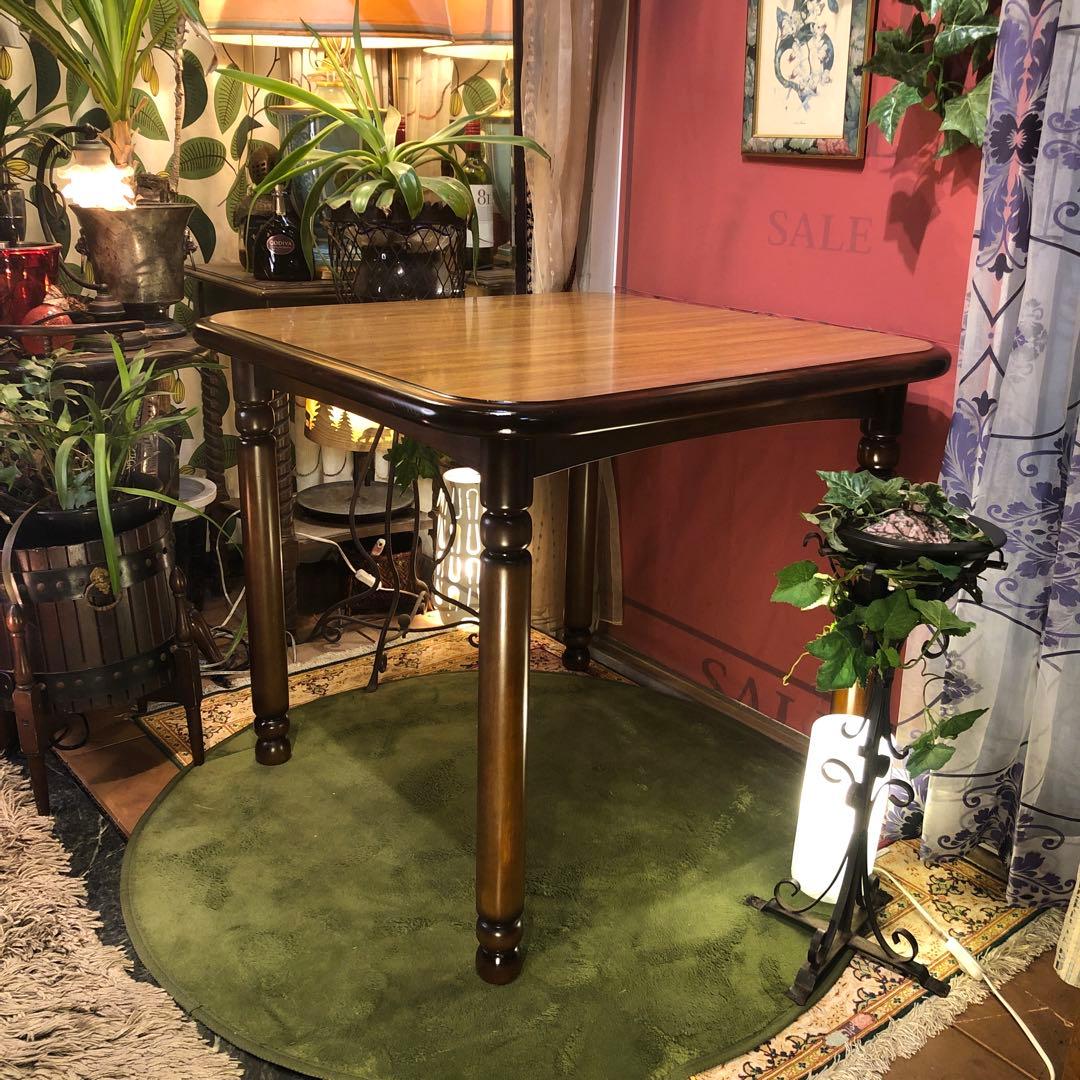 Daichi ヴィンテージ コロニアル コンパクトダイニングテーブル