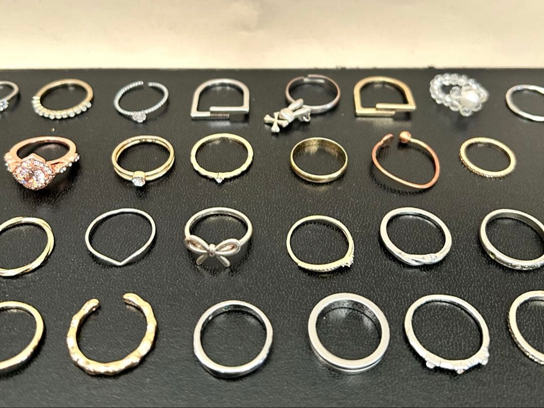 遺品整理品 超豪華大量 リング指輪 重量あり 60点 まとめ売り