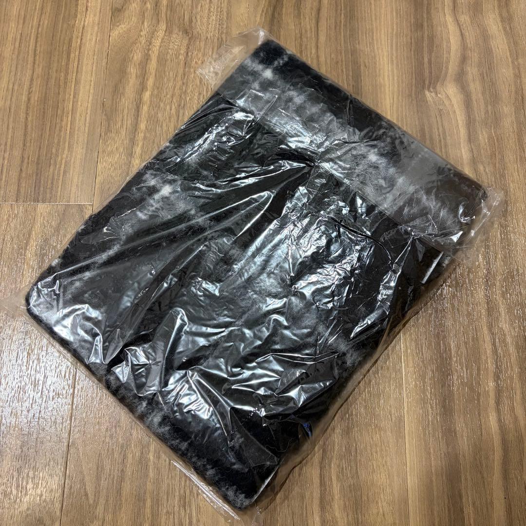 マ*ン様 アワーレガシー　SCARF Black Fuzzy Alpaca Ch