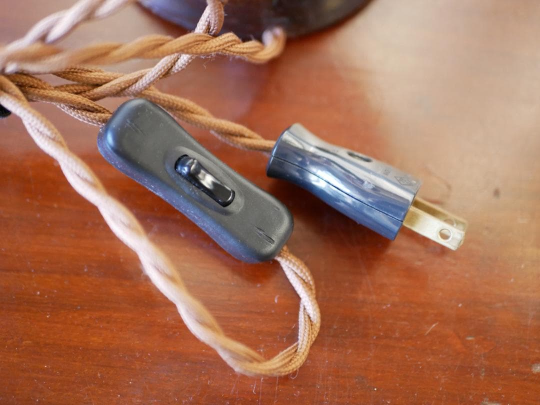 英国アンティーク　燭台のランプスタンド　希少　ツイスト