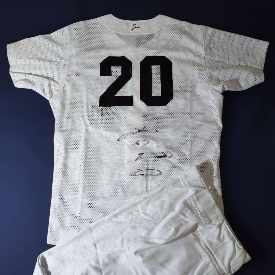 オリックスバファローズ　馬原孝浩選手　実使用　近鉄復刻ユニフォーム上下セット