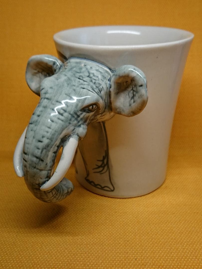 象　マグカップ　陶器　オブジェ　置物　インテリア　工芸品　美術品　A1213