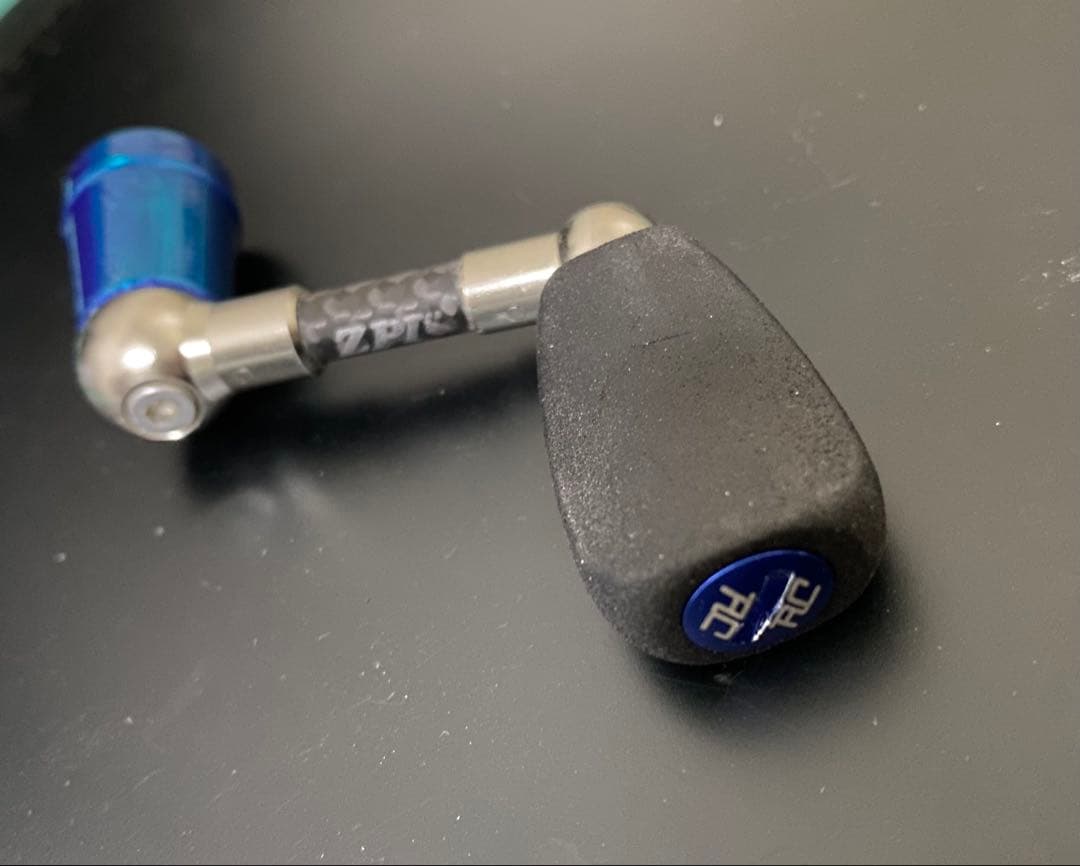 ファンネル ZPIカーボンハンドル 37mm ダイワ用