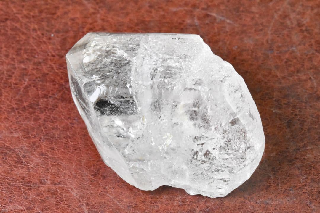 パキスタン スカルドゥ産 ライトピンクトパーズ原石