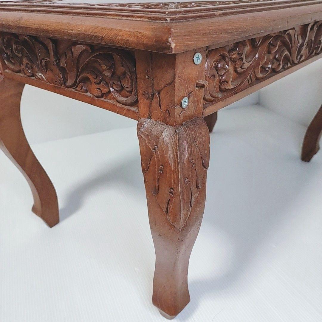 猫脚ミニテーブル 彫刻入り