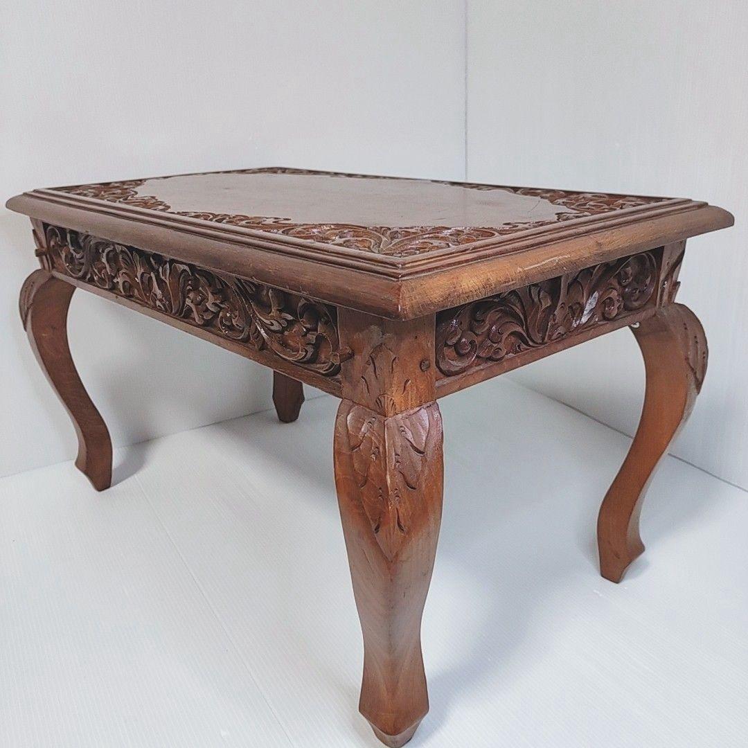 猫脚ミニテーブル 彫刻入り