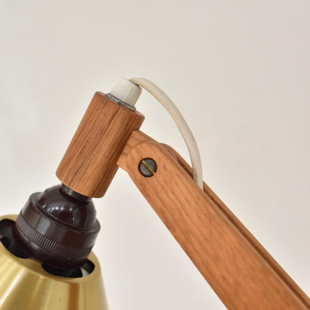 LE KLINT “model 325” フロアランプ