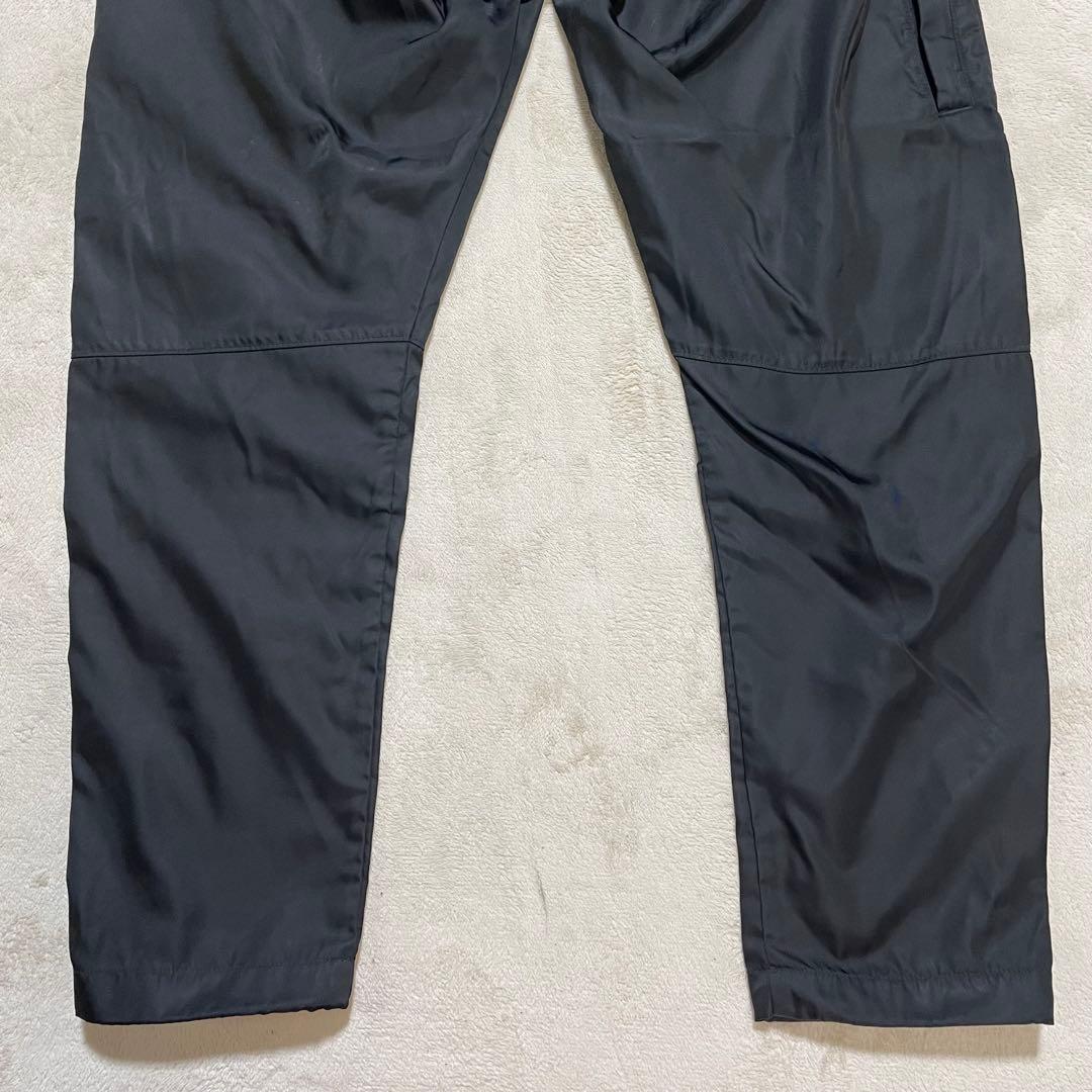 PRADA Re-Nylon 三角ロゴプレート　ボトムス　黒　46