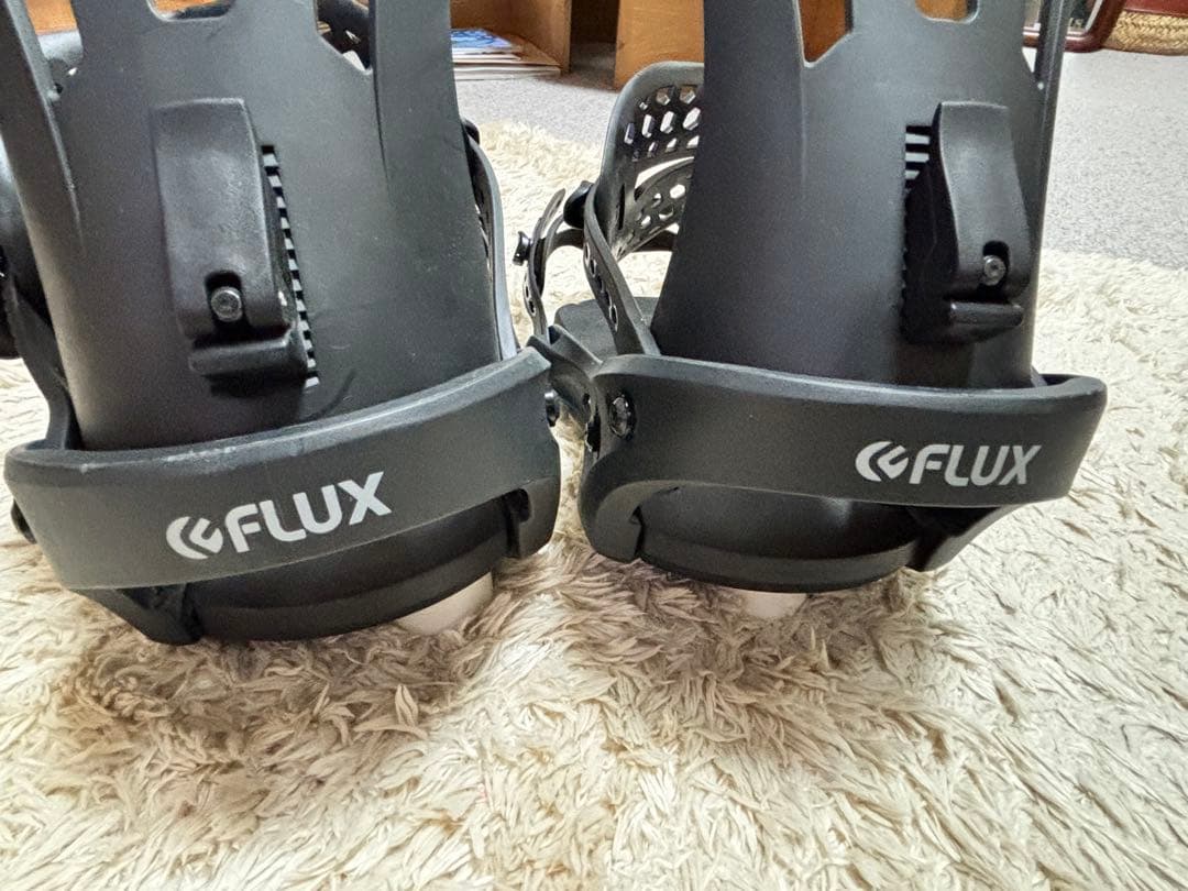 値下げ‼️FLUX BINDINGS EM ブラック Mサイズ