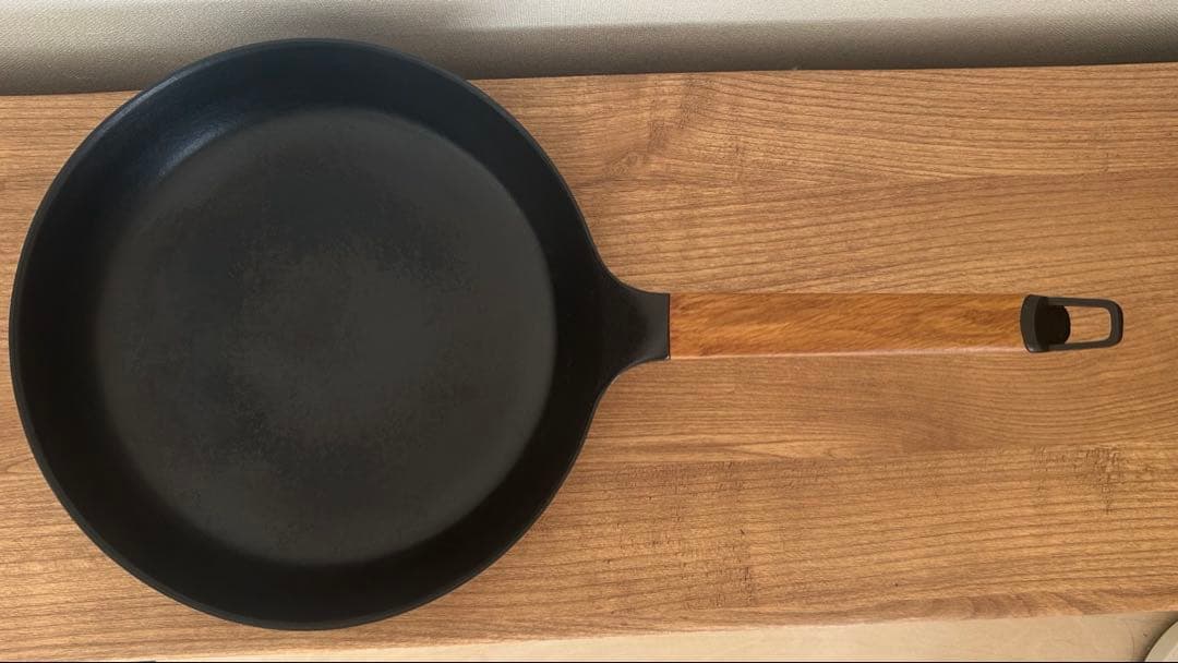 バーミキュラフライパン ウォールナット 26cm リッドセット　レシピ本付き