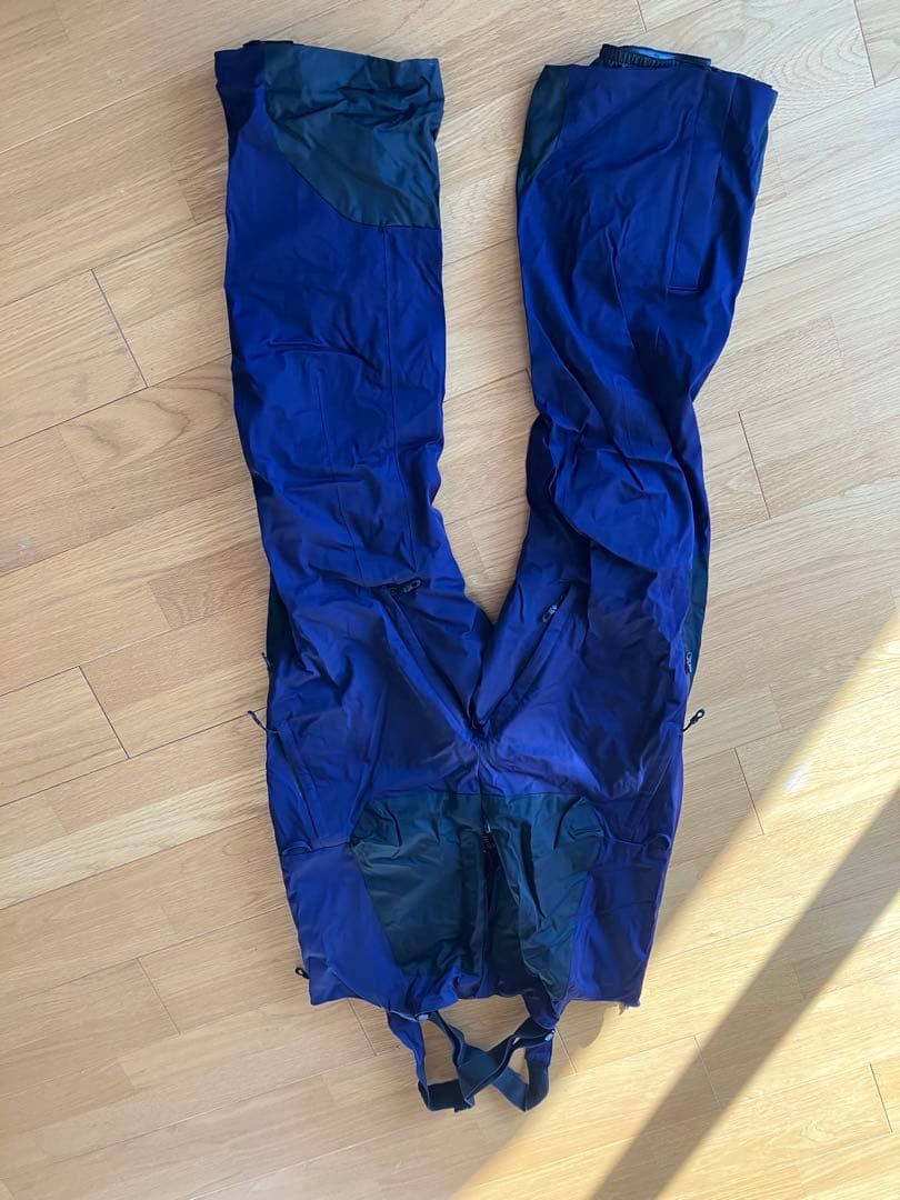 【格安】スノーボードウェア 43DEGREES 2023-2024モデル　上下