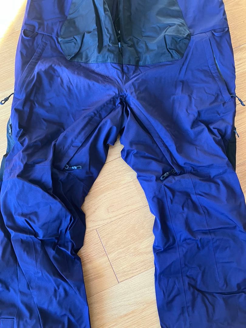 【格安】スノーボードウェア 43DEGREES 2023-2024モデル　上下