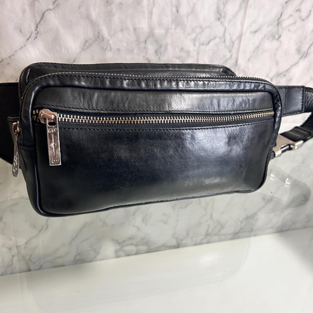 SAAD サード オールレザー ブランドロゴ金具 斜め掛け可能 ボディバック