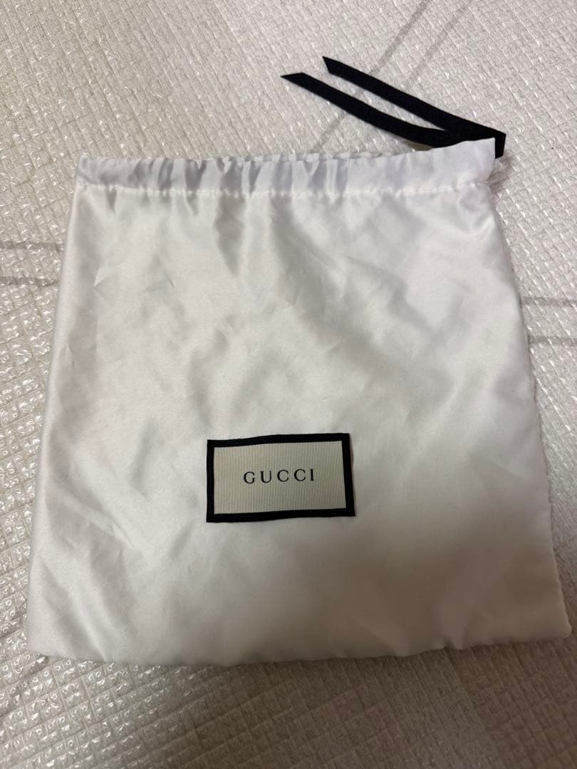 値下げ可　GUCCI ブラックレザーベルト Gロゴ付き　メンズ