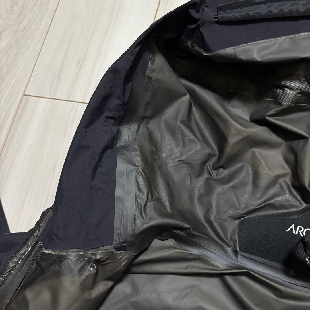 アークテリクス　アルファSL メンズXS 黒　ブラック　ゴアテックス　ナイロン