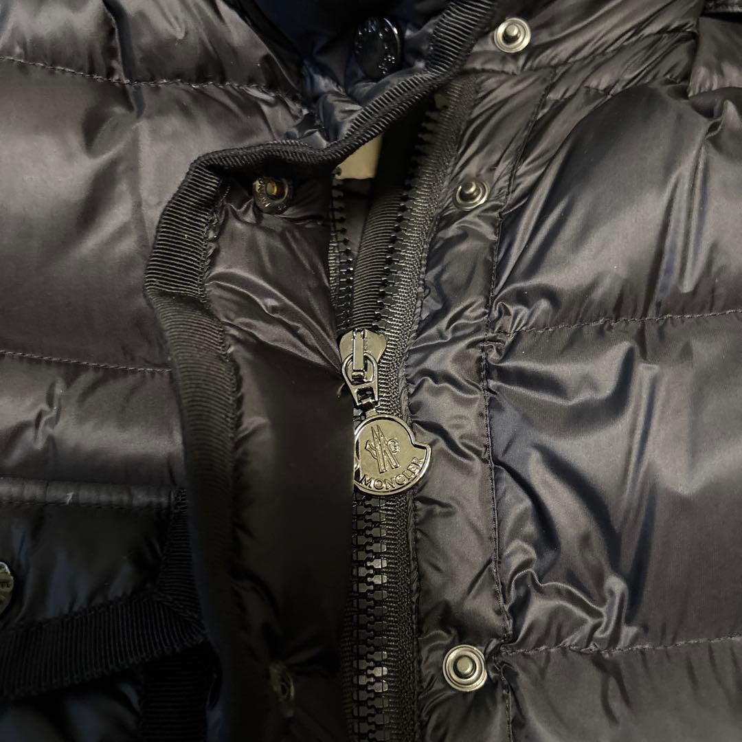 MONCLER（モンクレール） HERMINE（エルミンヌ） ダウンファー付き