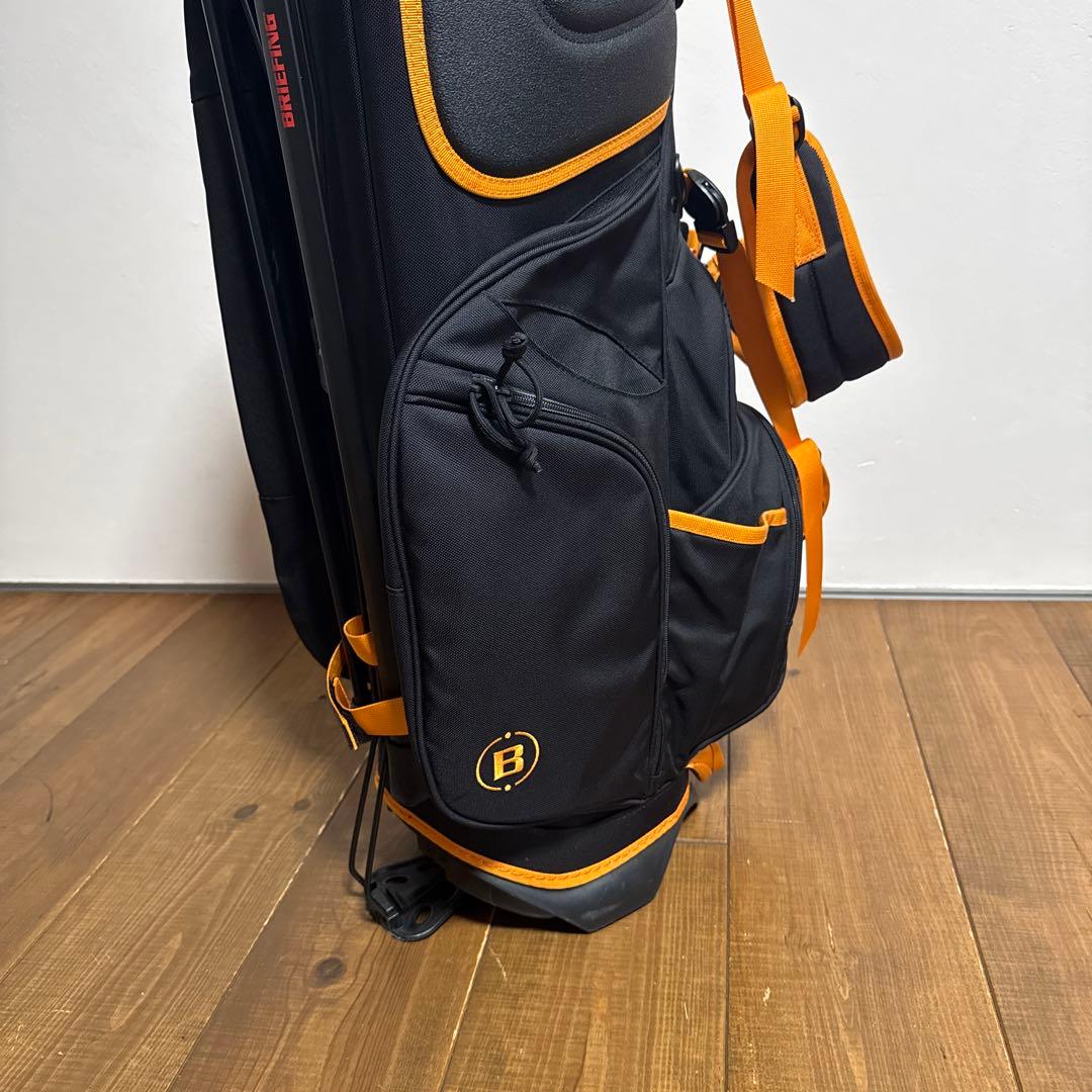 美品　ブリーフィング スタンド式　キャディバッグ