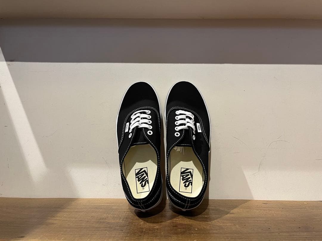 VANS AUTHENTIC ブラック ホワイト US正規品 赤箱 27cm