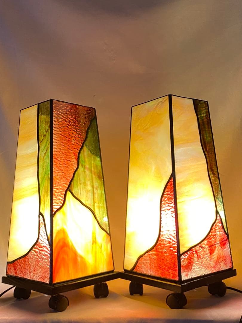 2388❣️ ステンドグラス　行燈　キャスター　付き　2点　セット