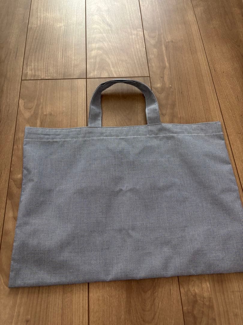 レッスンバック　ファミリア