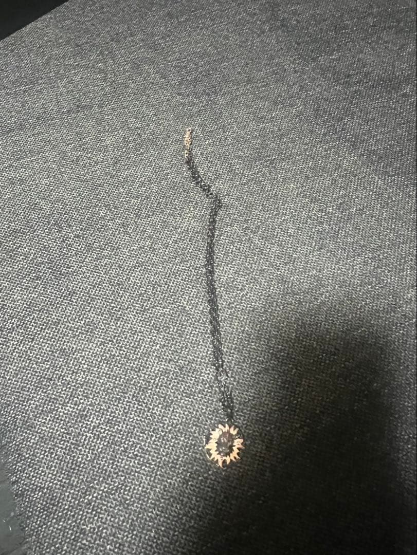 イーノスネックレス