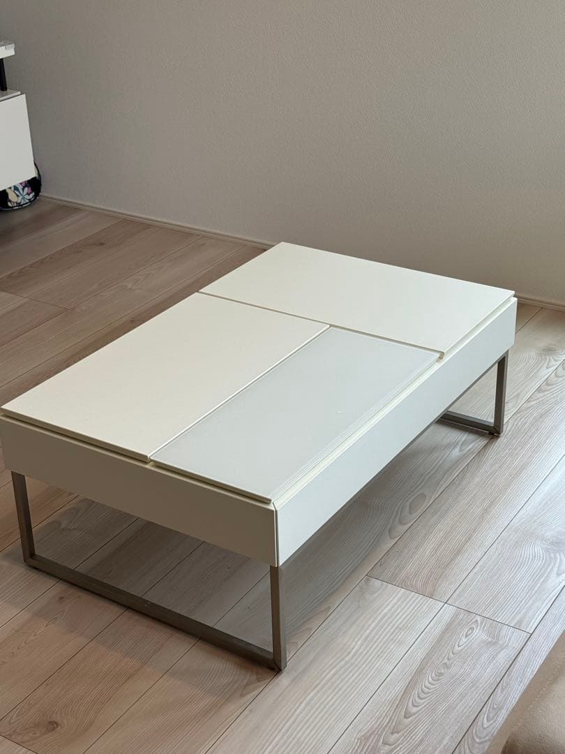 BoConcept Chiva コーヒーテーブル ホワイト