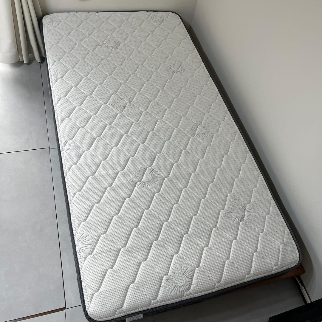 【横浜】ベッドフレーム&マットレス　すのこ　シングル