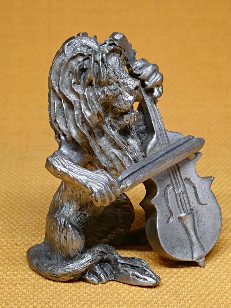 獅子　ライオン　金属　チェロ　置物　インテリア　工芸品　美術品　A3280