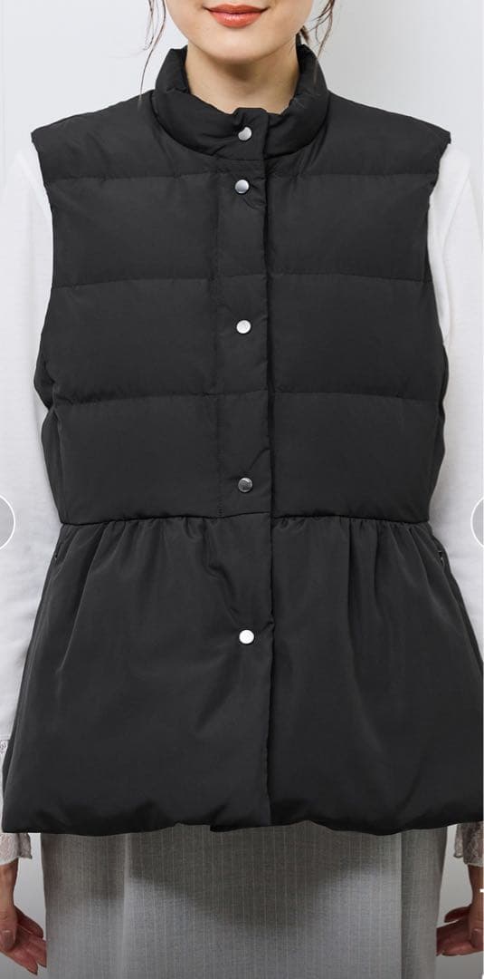 【GREEN DOWN/グリーンダウン】ペプラムダウンベスト