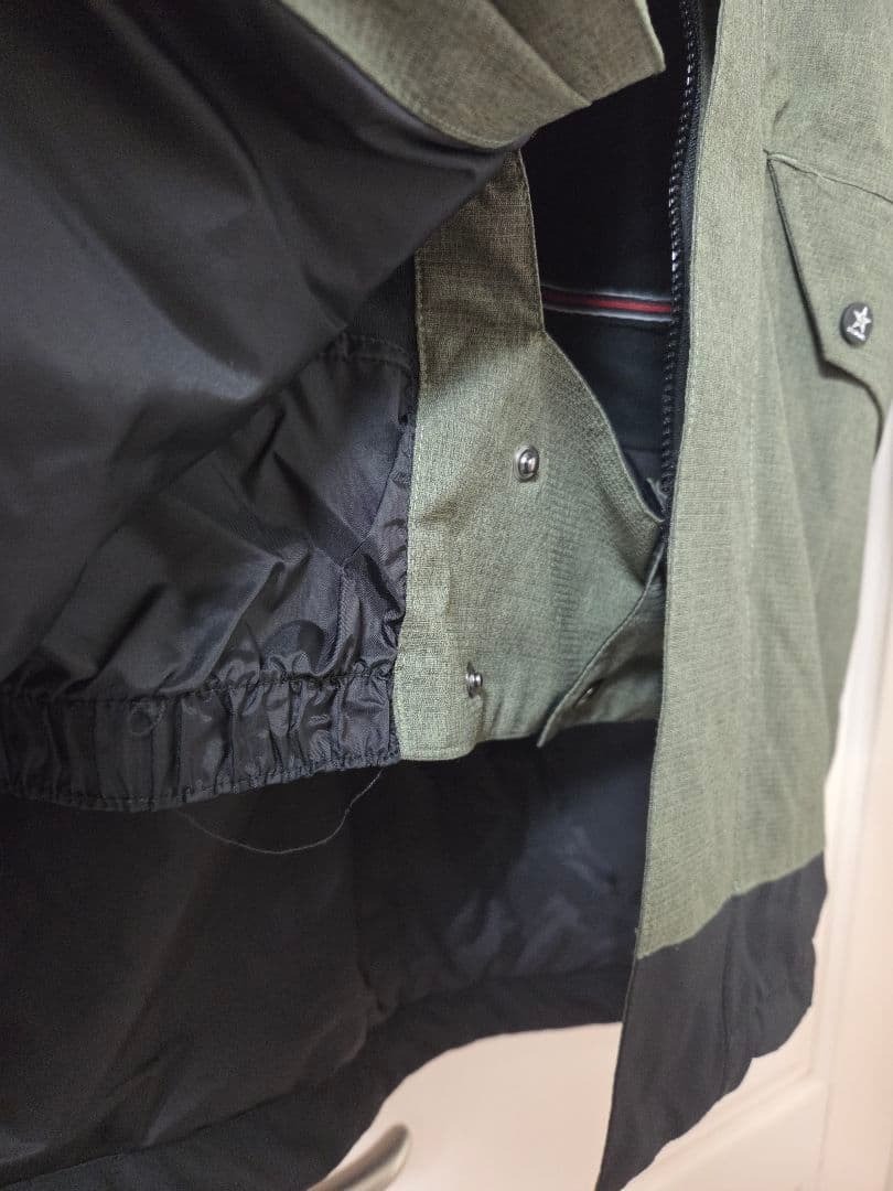 スノーボードウェア オリーブグリーン