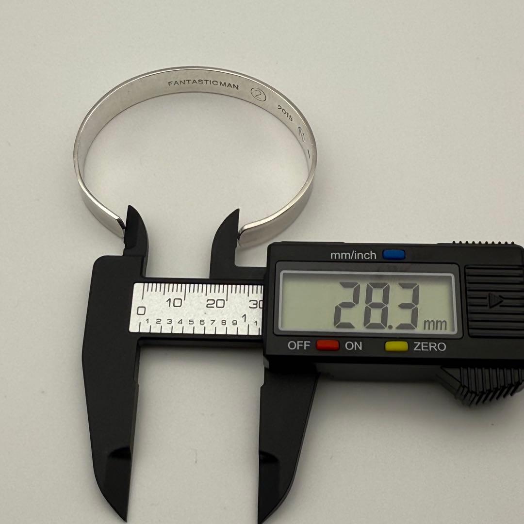 ファンタスティックマン バングル204