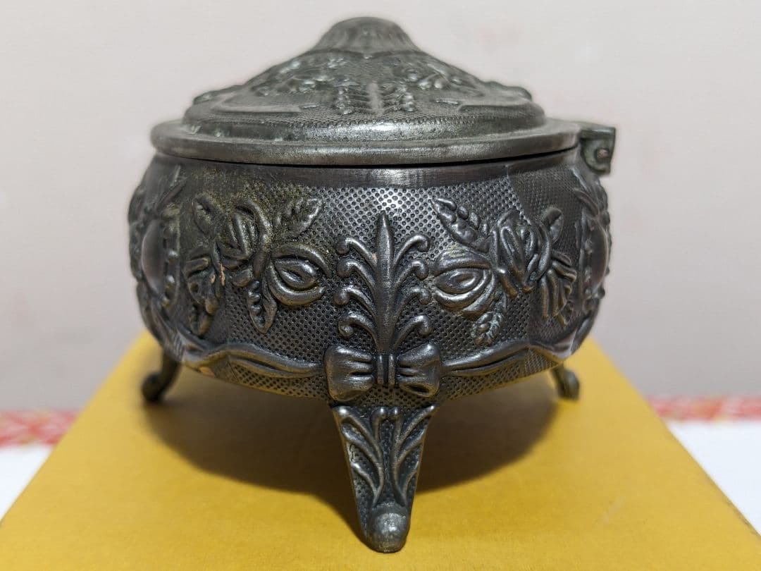 ♦ピューター製 猫足ジュエリーボックス 英国 フランス アールヌーヴォー様式