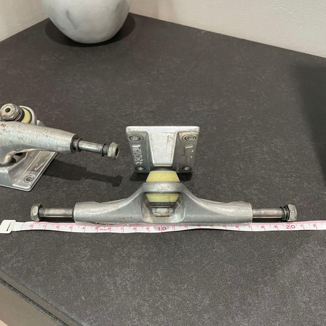 サンダートラック　チタニウムライト　T147