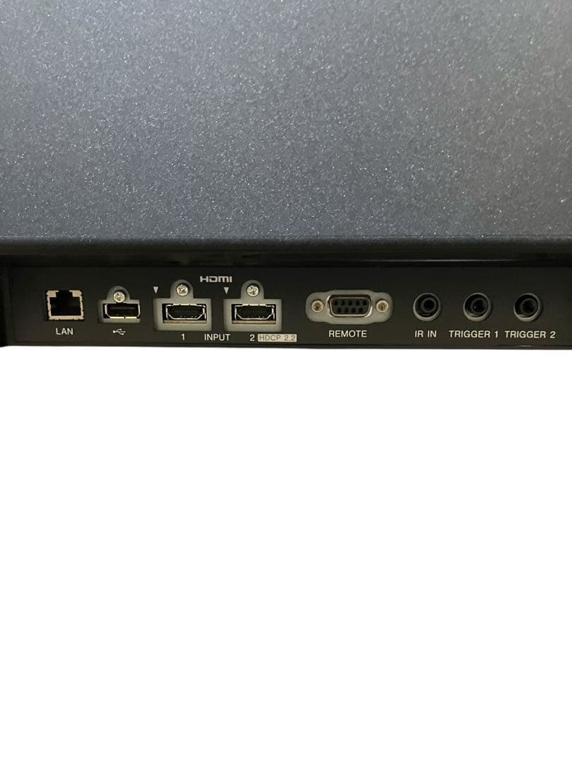 SONY VPL-VW515 4K ビデオプロジェクター本体 黒色 円形レンズ