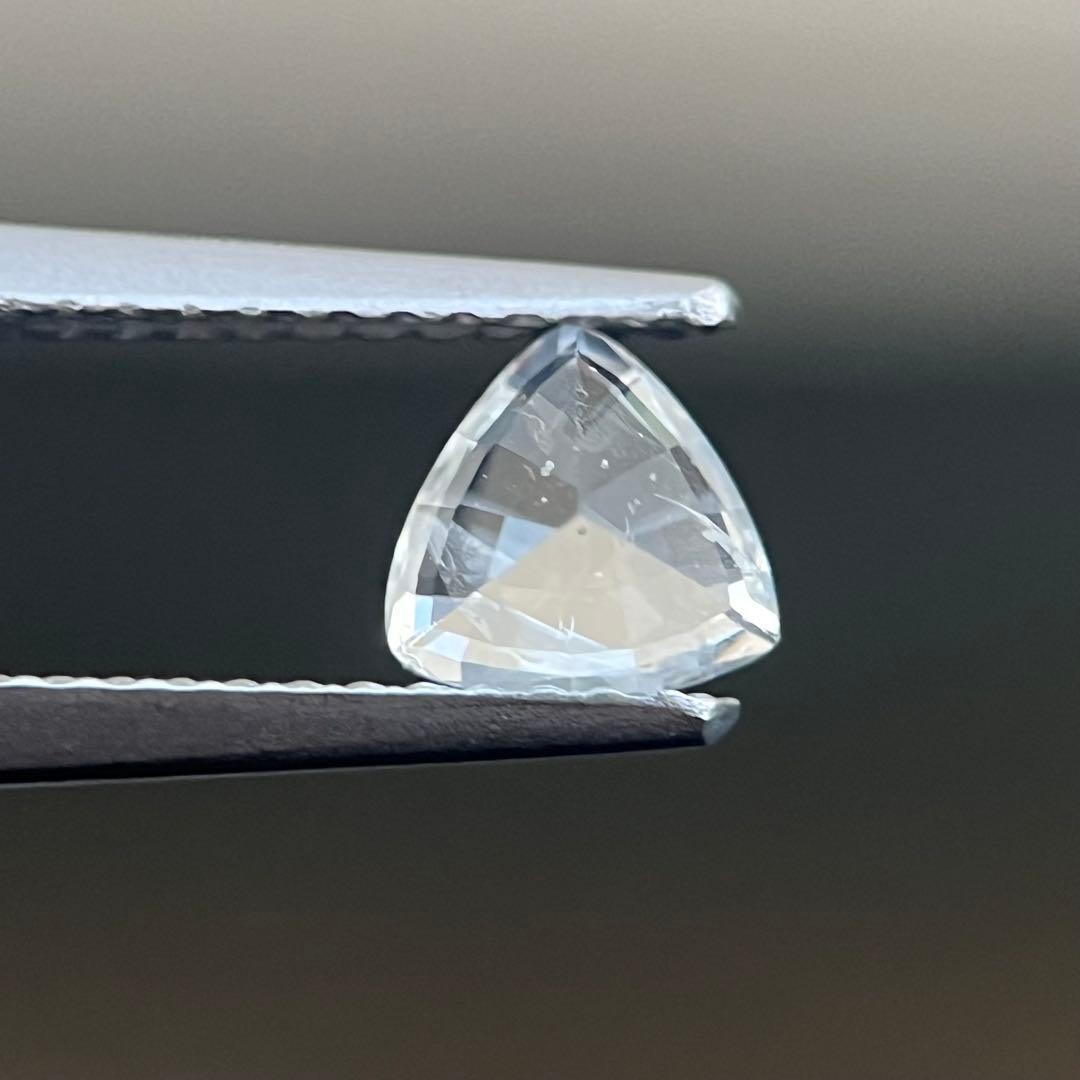 スリランカ産非加熱天然ホワイトサファイア