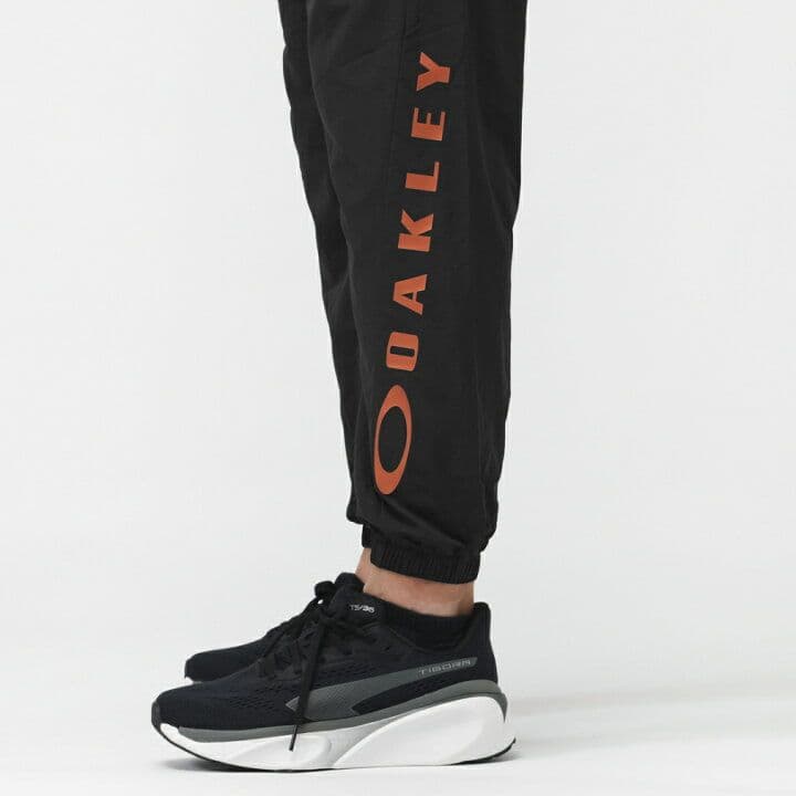 ジャケット Ｌサイズ、ロングパンツ Ｍサイズ