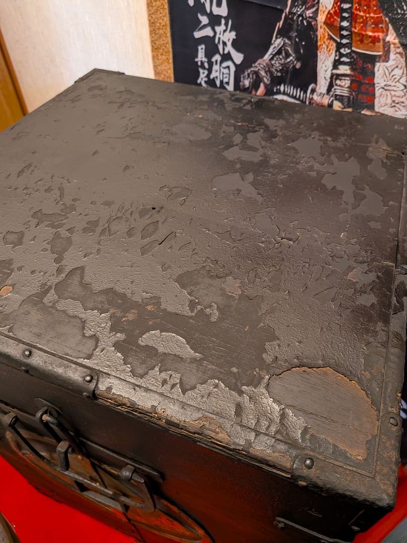 江戸時代前期変形四ツ菱御家紋入り甲冑用鎧櫃リペア扱いジャンク武具本歌難有り当時物