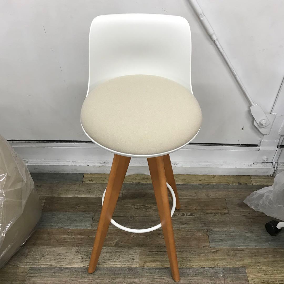 【展示品】オカムラ　ピルエット　木脚　ハイチェア　背付　ベージュ　ホワイトシェル