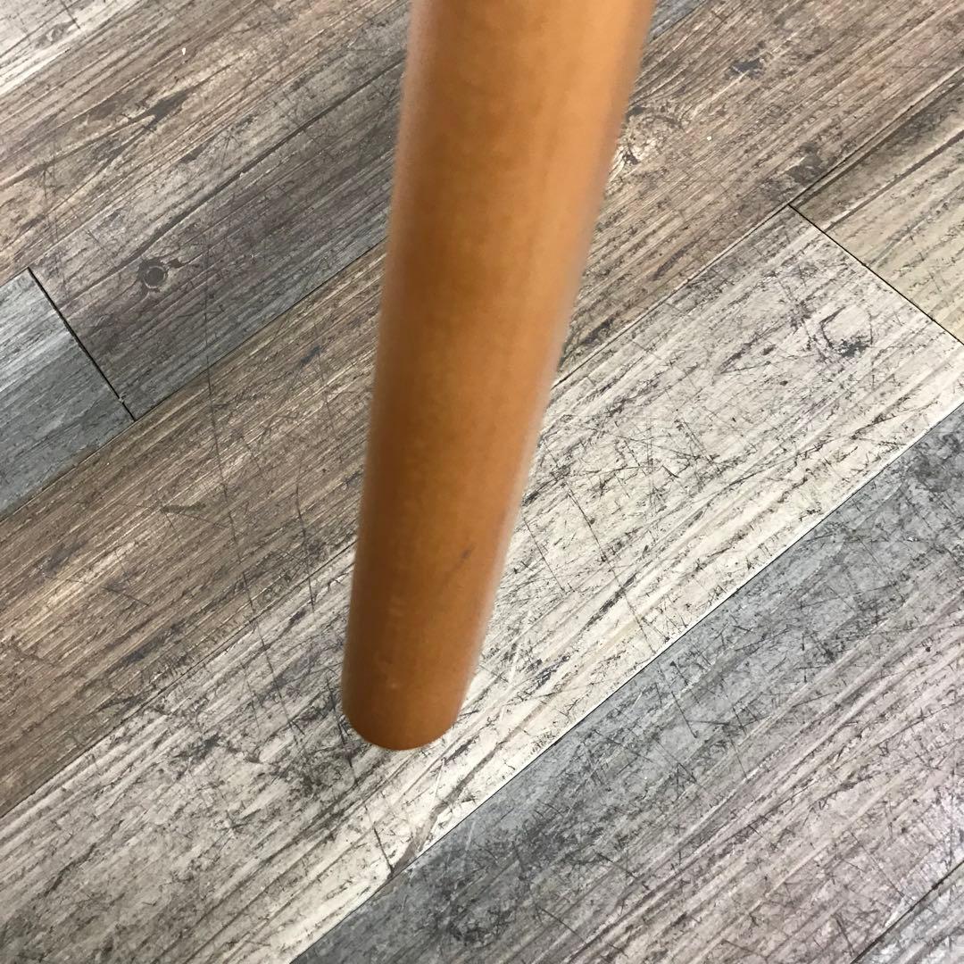 【展示品】オカムラ　ピルエット　木脚　ハイチェア　背付　ベージュ　ホワイトシェル