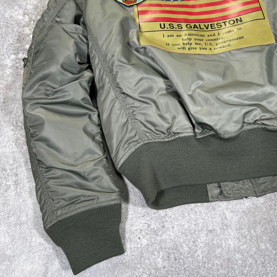 AVIREX MA-1 TOP GUN ワッペン　M カーキ　フライトジャケット