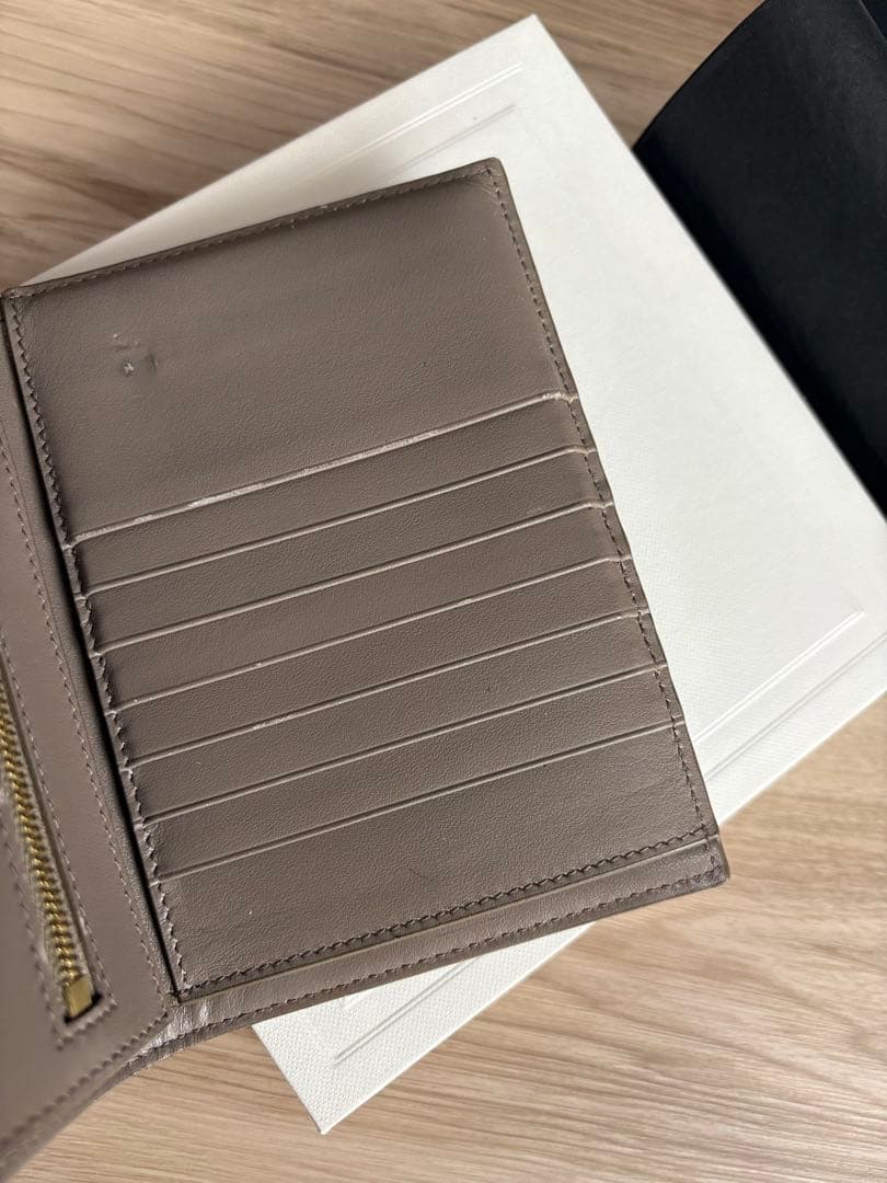 CELINE グレー 二つ折り財布 保存袋付き
