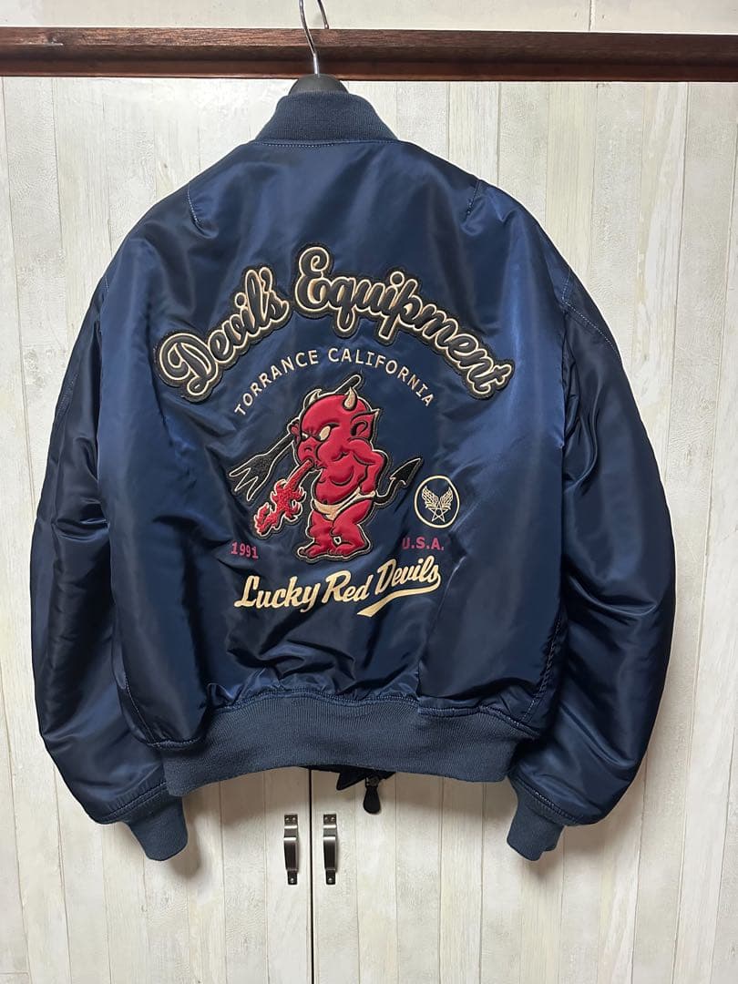 美品　Devil's Equipment MA-1 フライトジャケット
