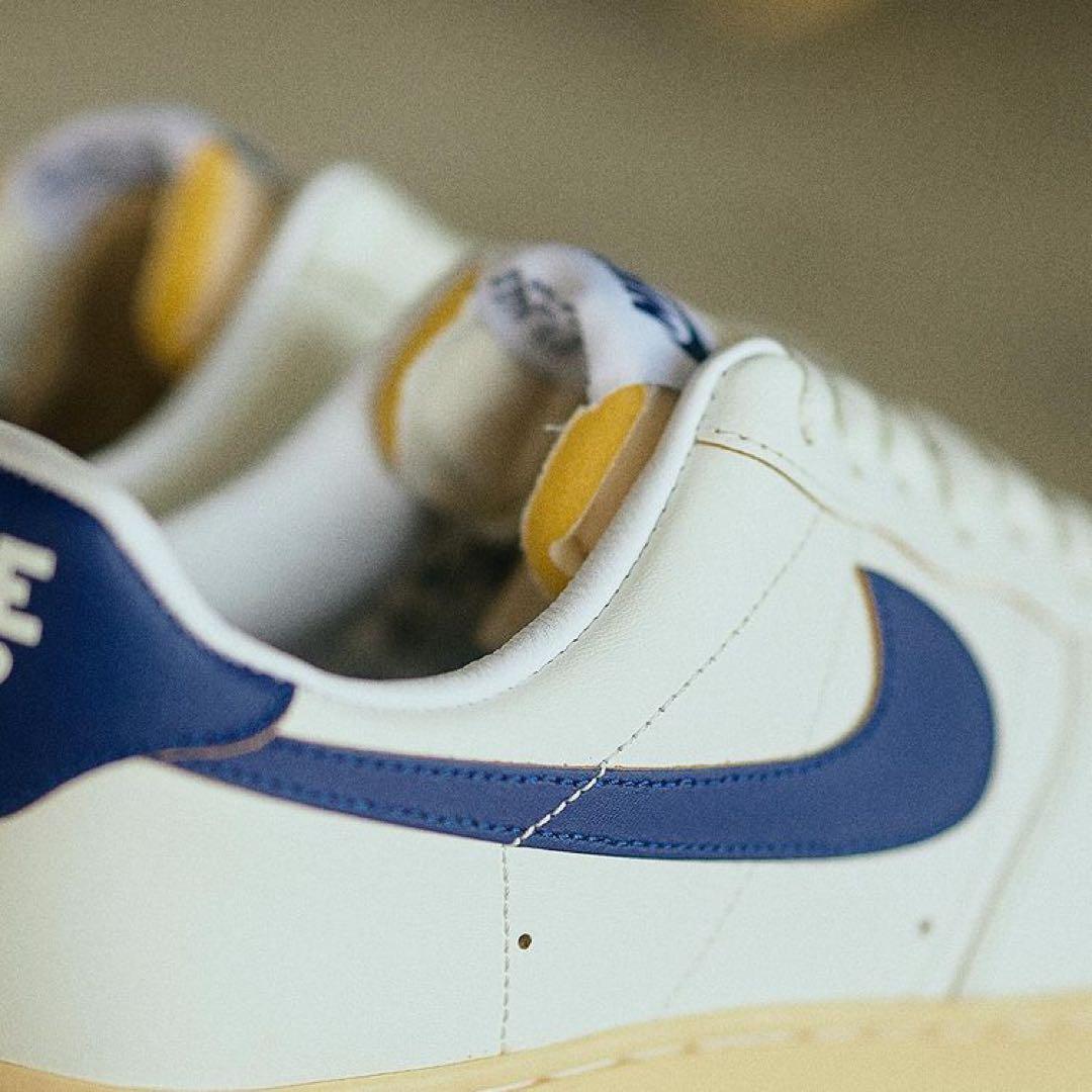 【新品23cm】NIKE W エアフォース１セイル/バニラ/ブルー