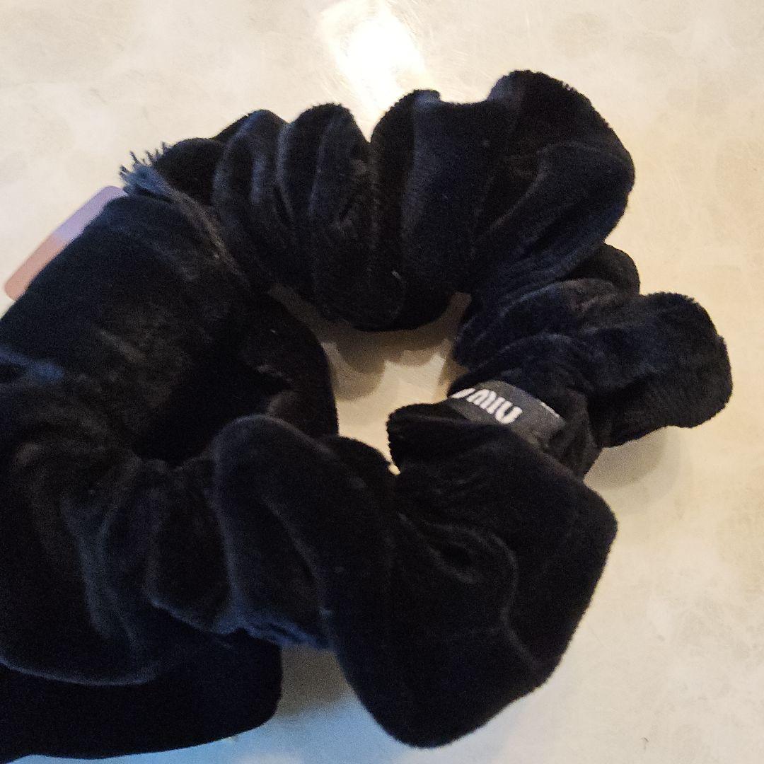 MIU MIU ミュウミュウ ベルベット リボン シュシュ