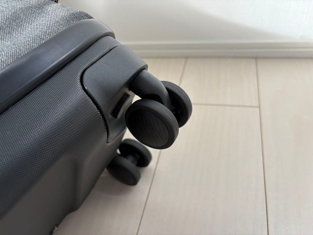 ［美品］モアエルグ 3WAY 4輪リュックキャリー グレー