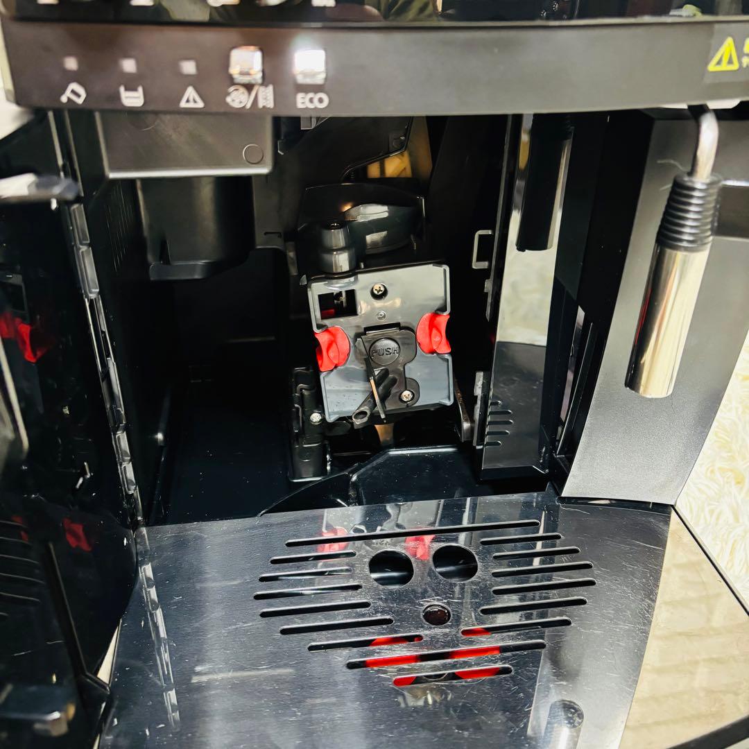 【シズカ様】DeLonghi Magnifica エスプレッソマシン