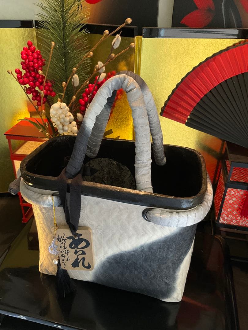 一閑張り　一閑張りバッグ　古文書　和紙　花絵柄　着物　京友禅　正絹　墨波紋様