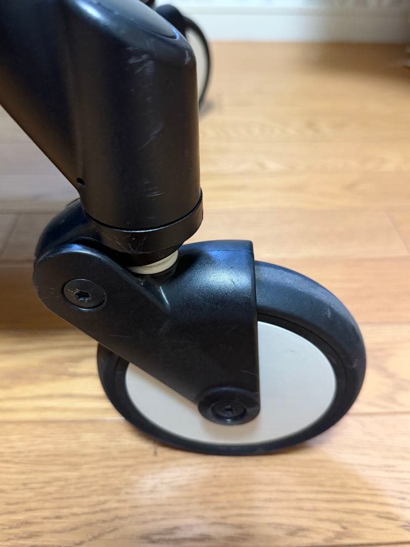STOKKE YOYOベビーカー飛行機内持ち込み可能サイズ