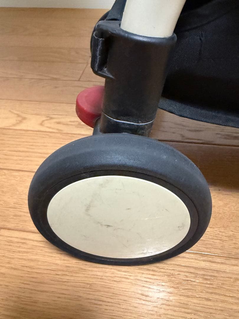 STOKKE YOYOベビーカー飛行機内持ち込み可能サイズ